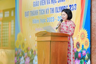 Trường THPT Chu Văn An tổ chức Lễ tuyên dương, khen thưởng học sinh và giáo viên có học sinh đạt thành tích cao tại Olympic cấp tỉnh lần thứ VIII.