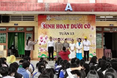 Hoạt động dưới cờ tuần 13: giao lưu văn nghệ cùng Hội người mù tỉnh Đăk Nông