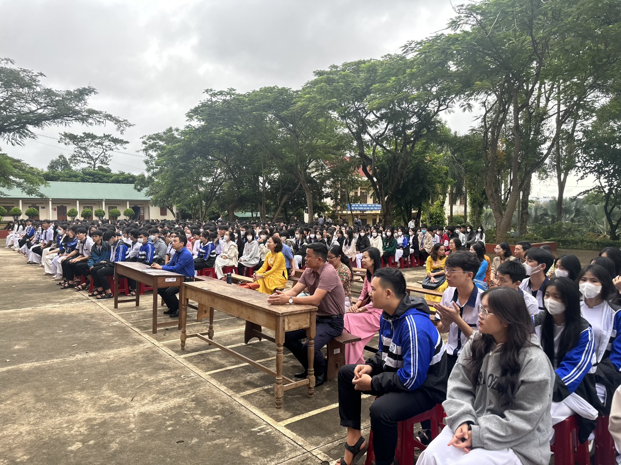 Trường THPT Chu Văn An: Phát động phong trào “Học sinh 3 tốt”, tuyên dương và trao học bổng