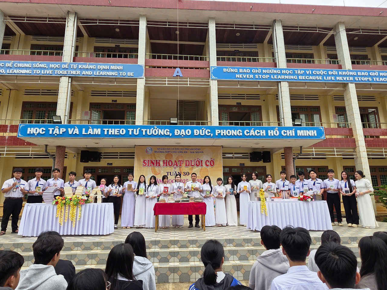 TRƯỜNG THPT CHU VĂN AN – GIA NGHĨA: TỔ CHỨC NGÀY SÁCH VÀ VĂN HÓA ĐỌC VIỆT NAM 2026