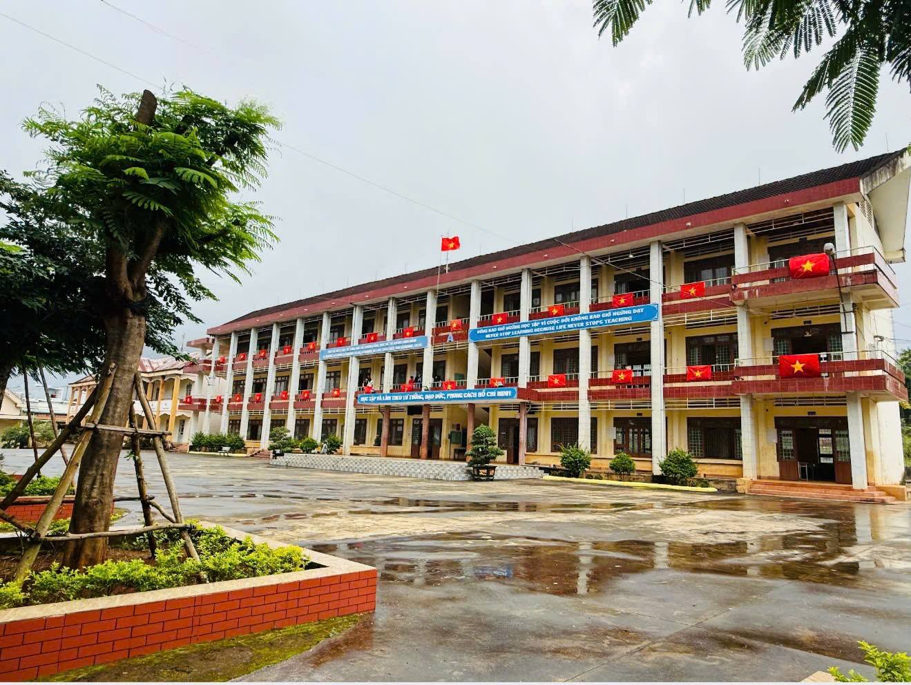 Trường THPT Chu Văn An – Gia Nghĩa sẵn sàng cho năm học mới